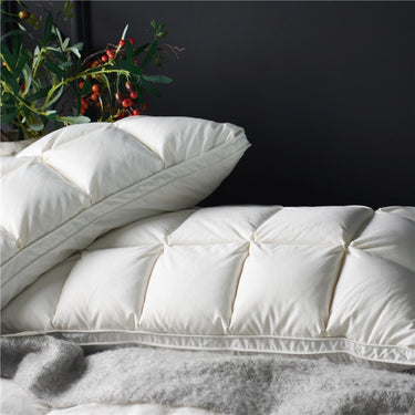 White Pink Premium High Grade Natural Goose Down Pillows 100% Cotton